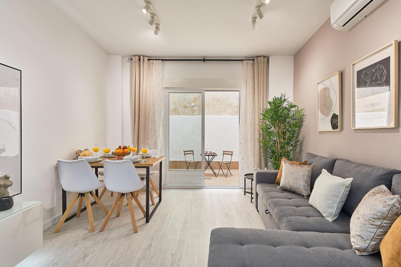 Mareva Apartment Malaga Exterior photo